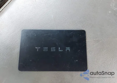 2023 Tesla Model Y Awd/Long Range Dual Motor All-Wheel Drive z USA, uszkodzony, nr VIN 7SAYGDEE6PA091538